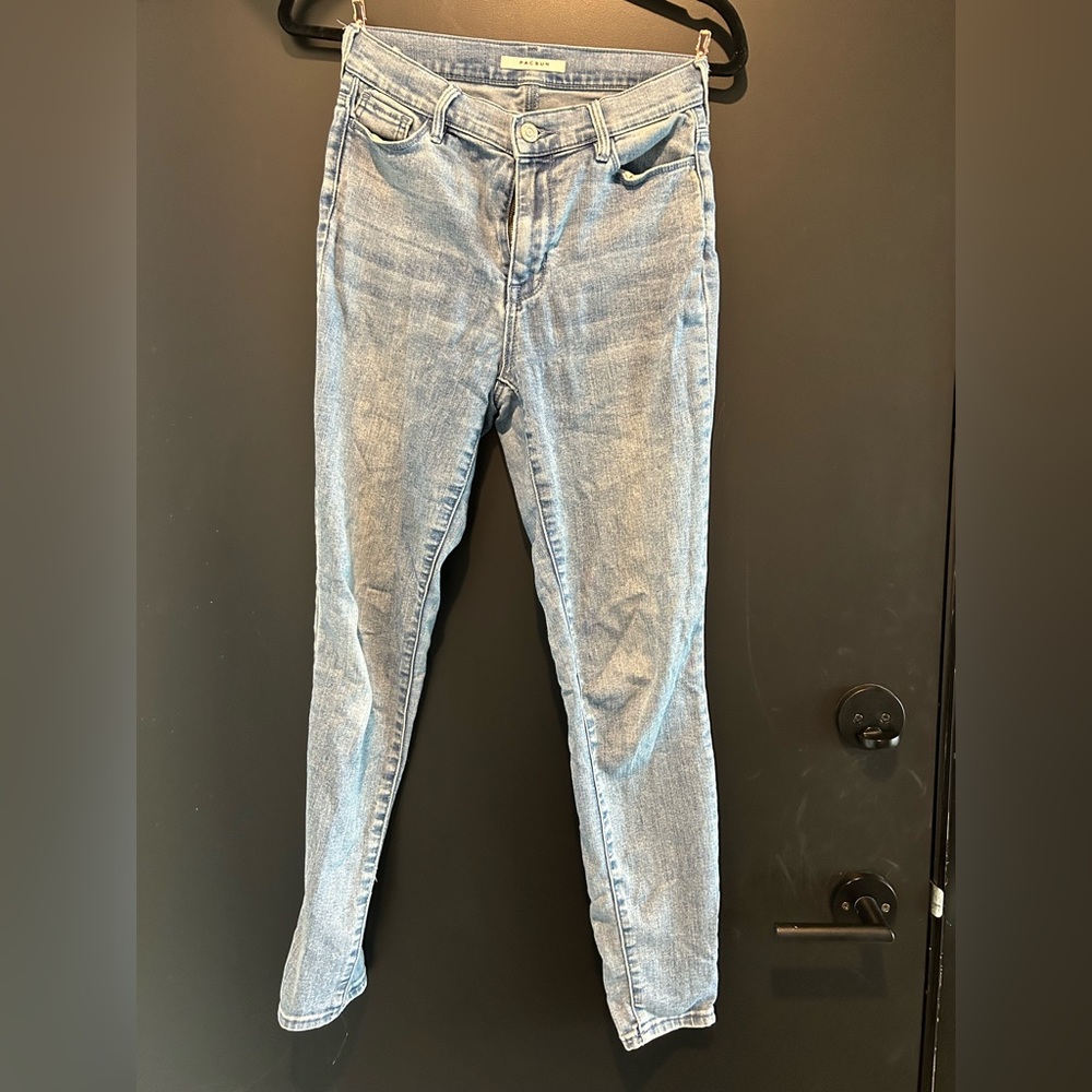 Light wash jeans